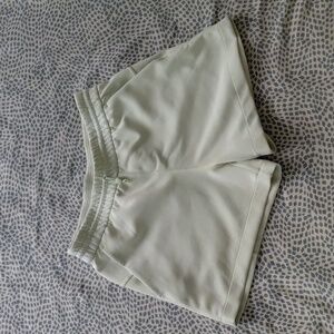 Lululemon Women's Softstreme HR Short 4" KOGR Size 6